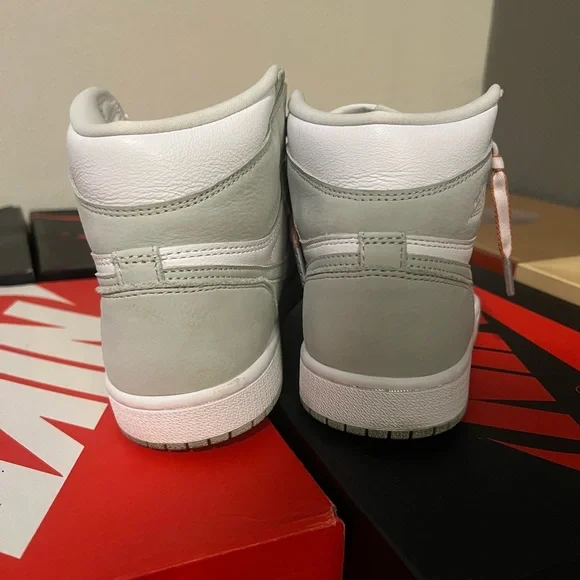 Jordan 1 Retro High OG
I Seafoam (Women's) - Picture 3 of 9